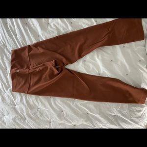 Lululemon Wunder Train Crop Leggings